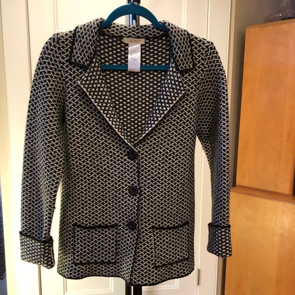 Black and white knit sweater, made in Italy